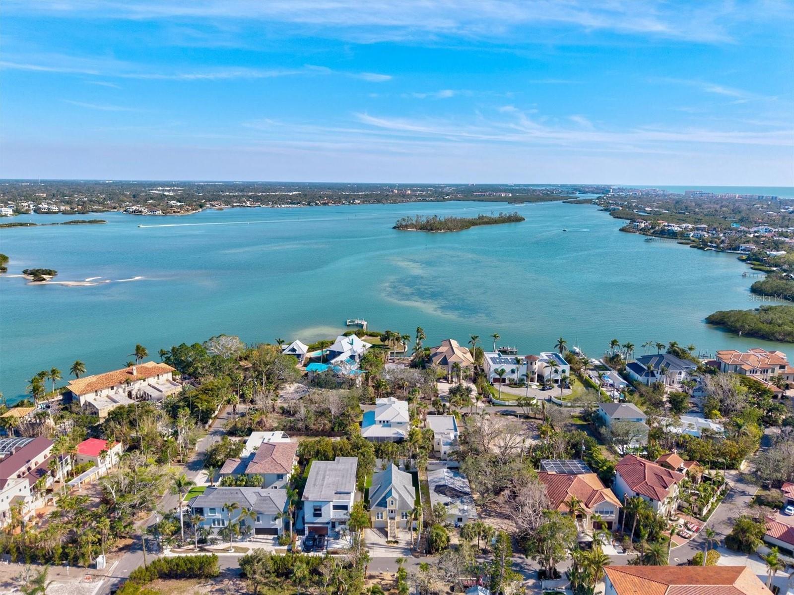 4117 ROBERTS POINT CIR, SARASOTA, FL, 34242