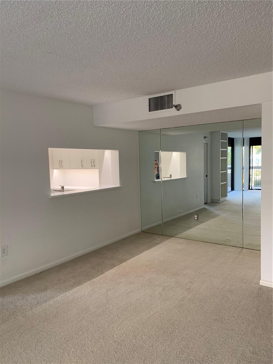2413 BAYSHORE BLVD #205, TAMPA, FL, 33629