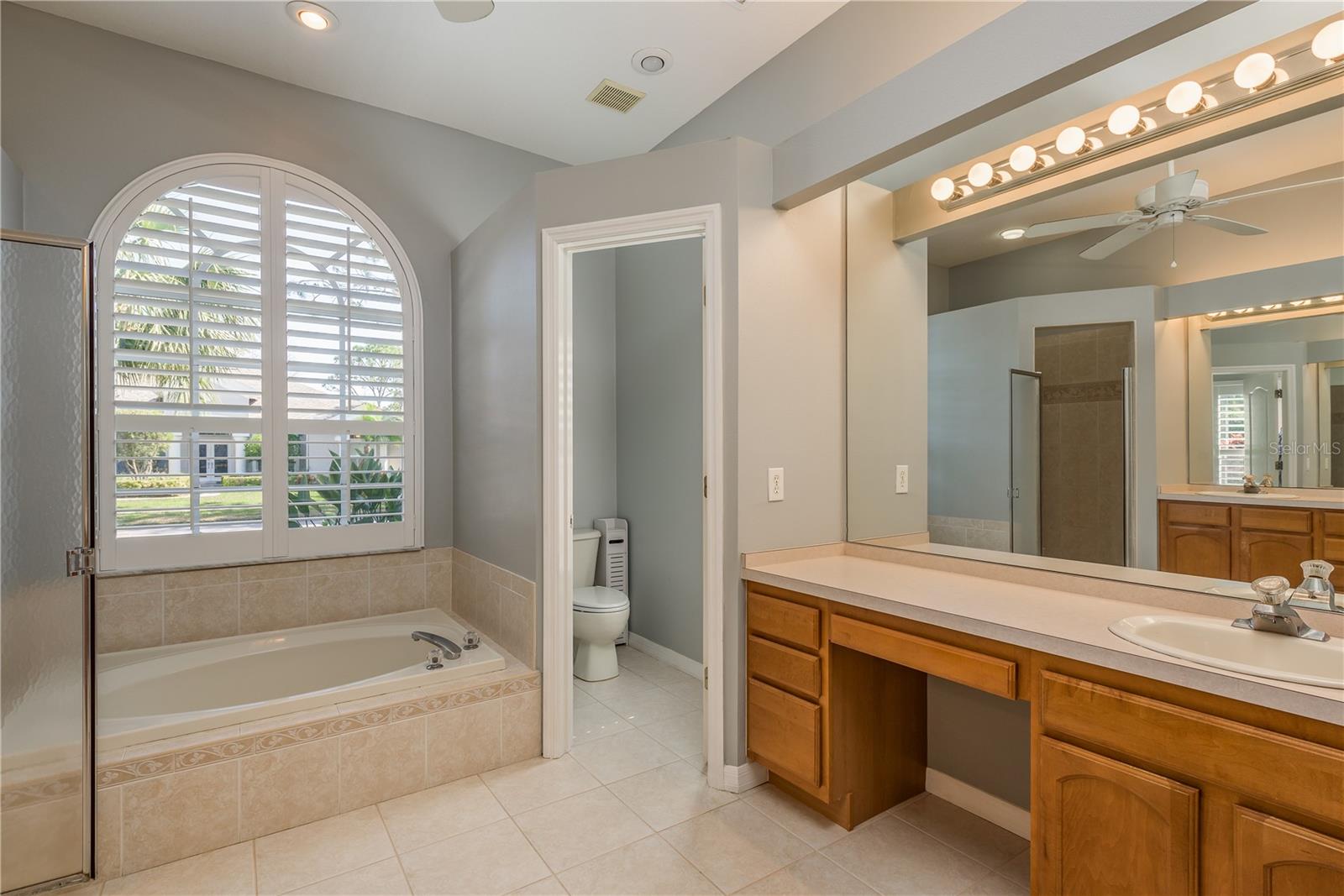 10537 GREENSPRINGS DR, TAMPA, FL, 33626