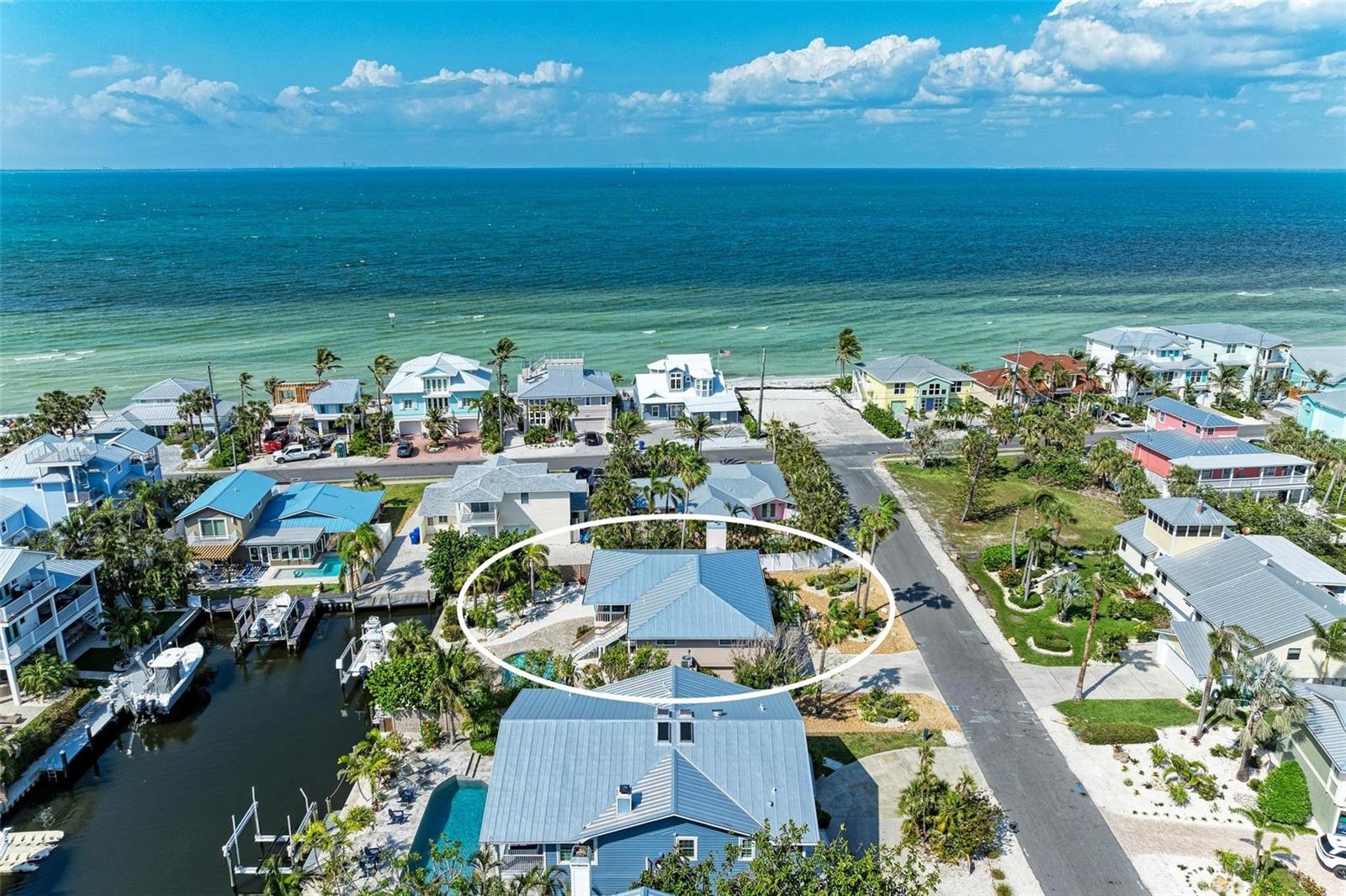 526 LOQUAT DR, ANNA MARIA, FL, 34216