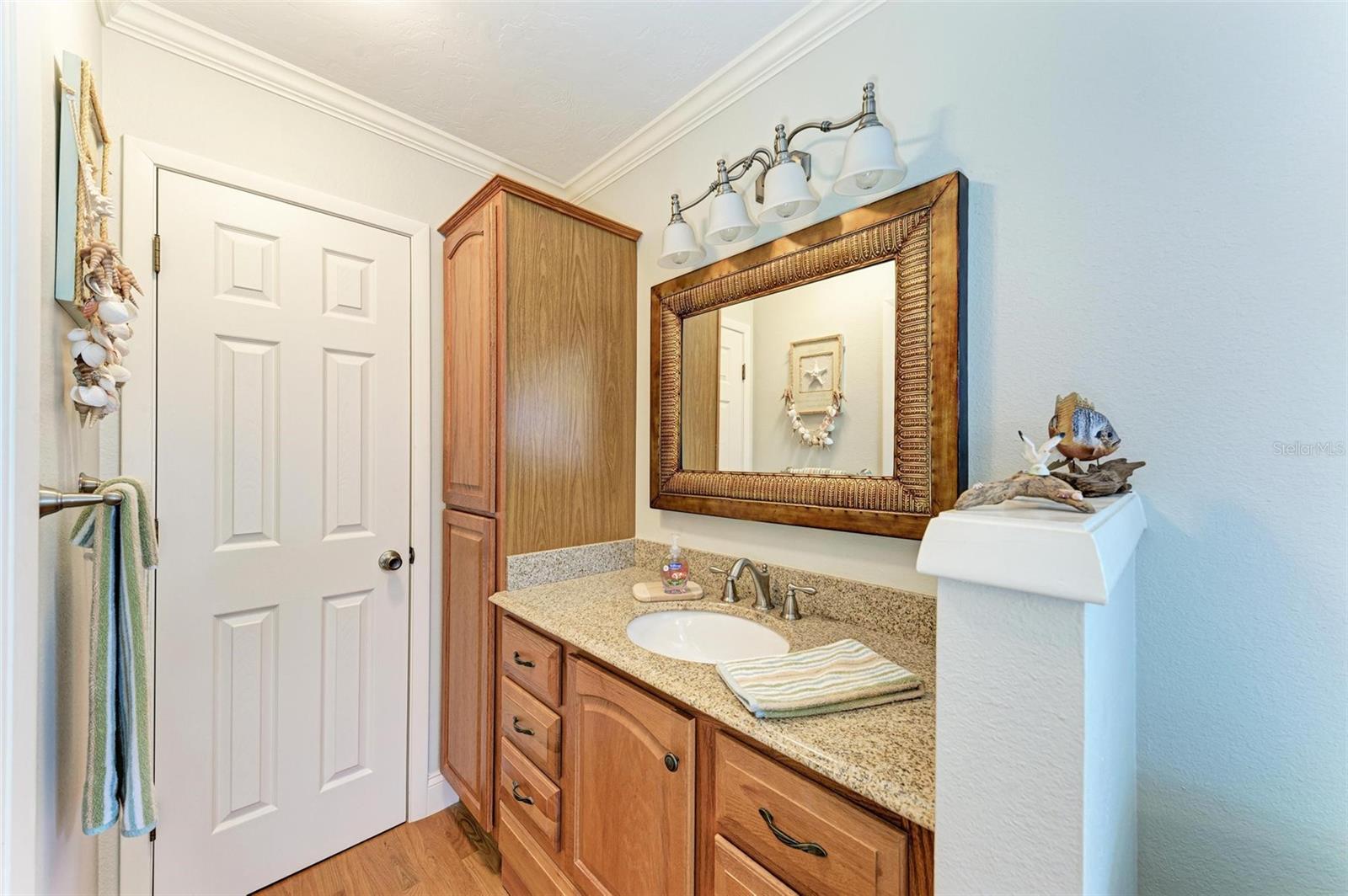526 LOQUAT DR, ANNA MARIA, FL, 34216