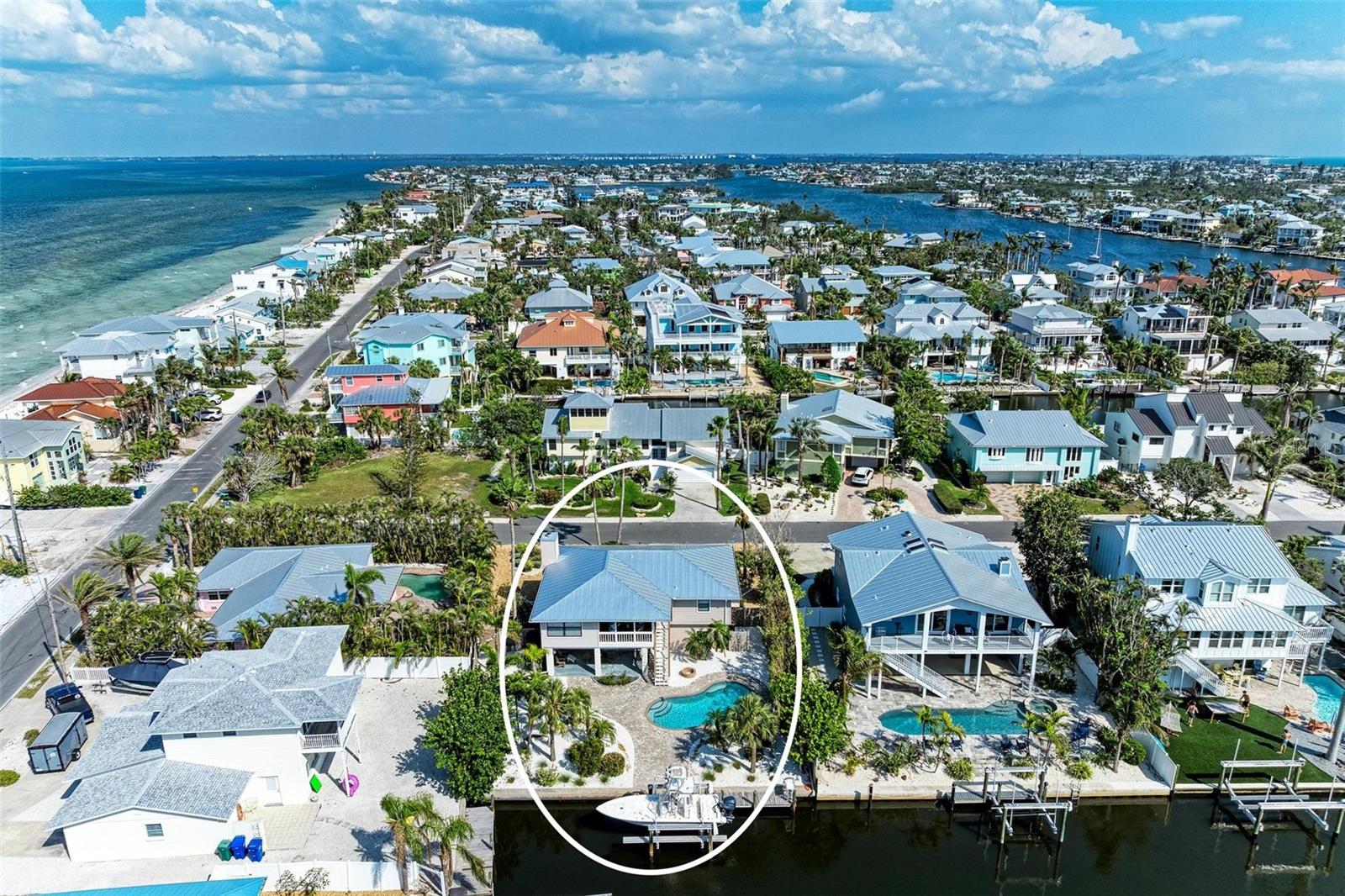 526 LOQUAT DR, ANNA MARIA, FL, 34216