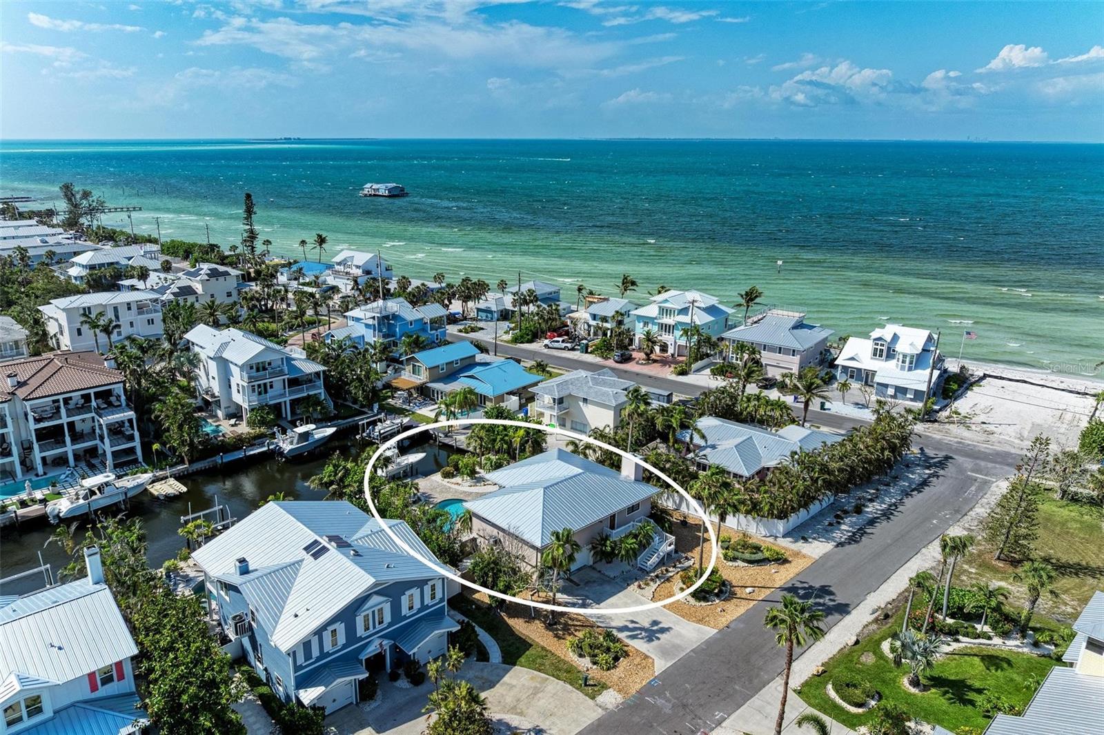 526 LOQUAT DR, ANNA MARIA, FL, 34216