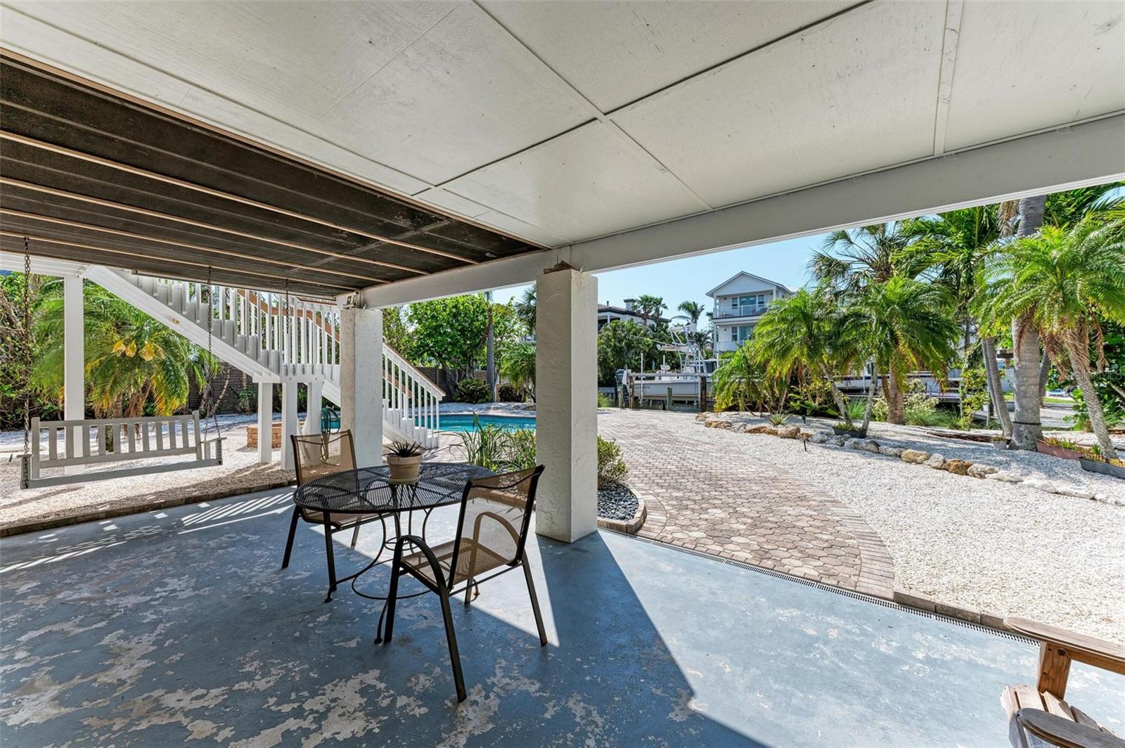 526 LOQUAT DR, ANNA MARIA, FL, 34216