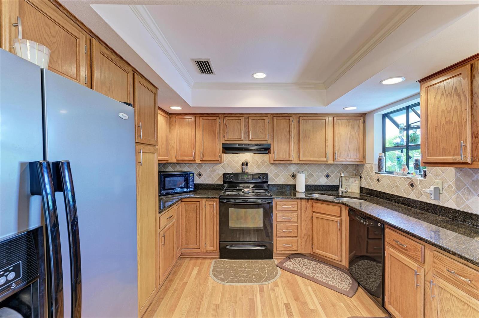 526 LOQUAT DR, ANNA MARIA, FL, 34216