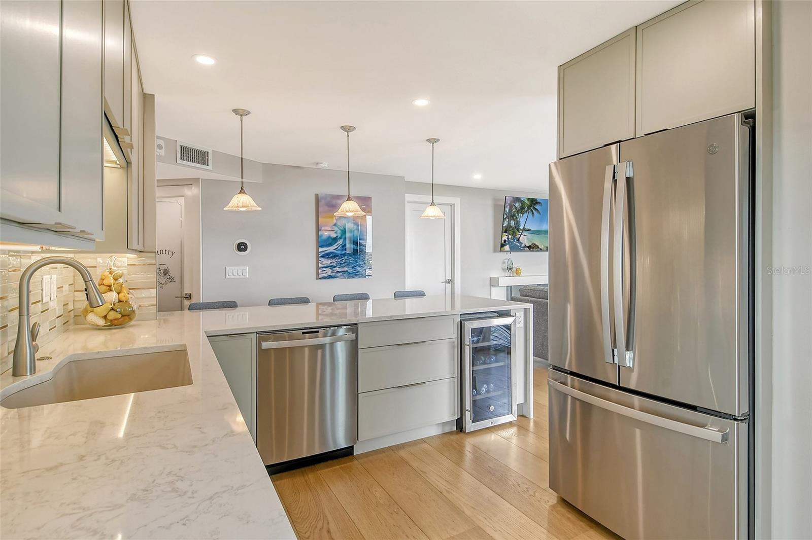 6415 MIDNIGHT PASS RD #910, SARASOTA, FL, 34242