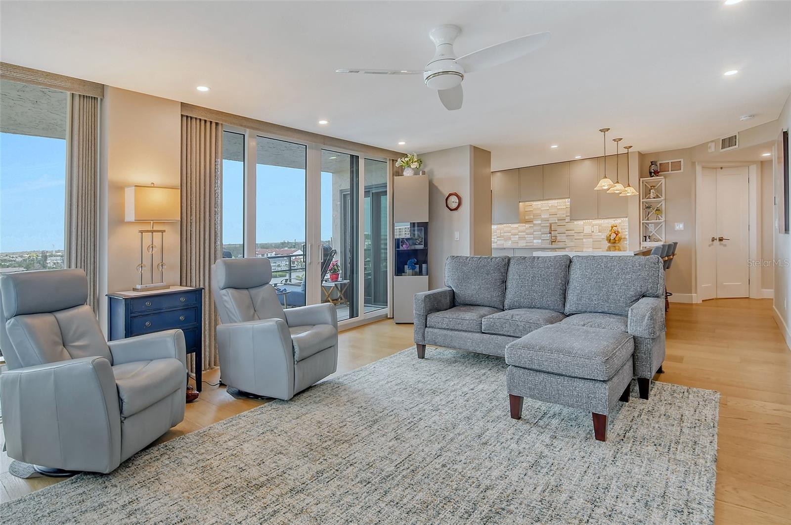 6415 MIDNIGHT PASS RD #910, SARASOTA, FL, 34242