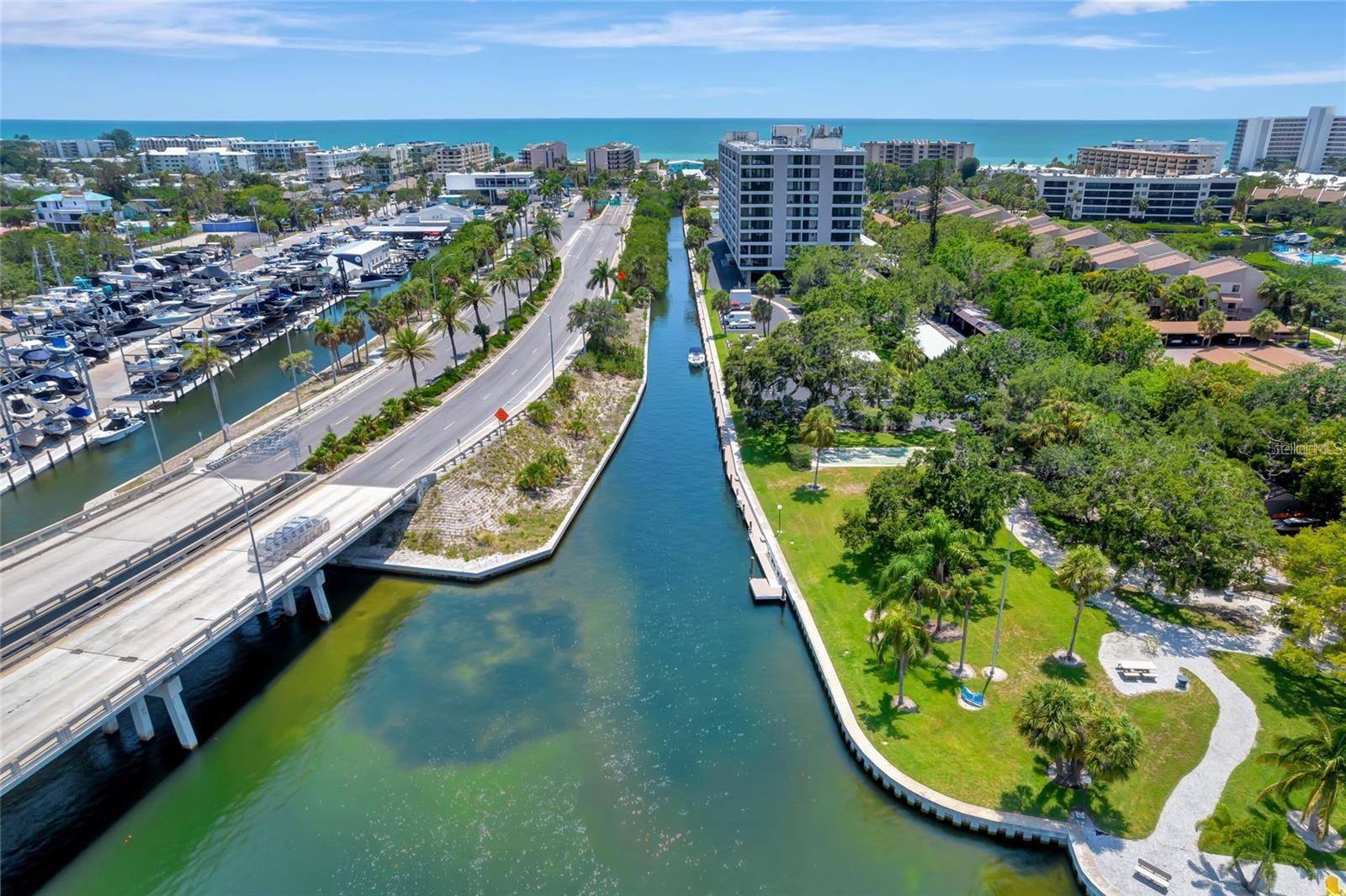 6415 MIDNIGHT PASS RD #211, SARASOTA, FL, 34242