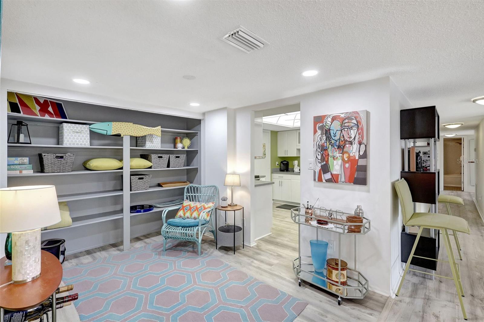 6415 MIDNIGHT PASS RD #211, SARASOTA, FL, 34242