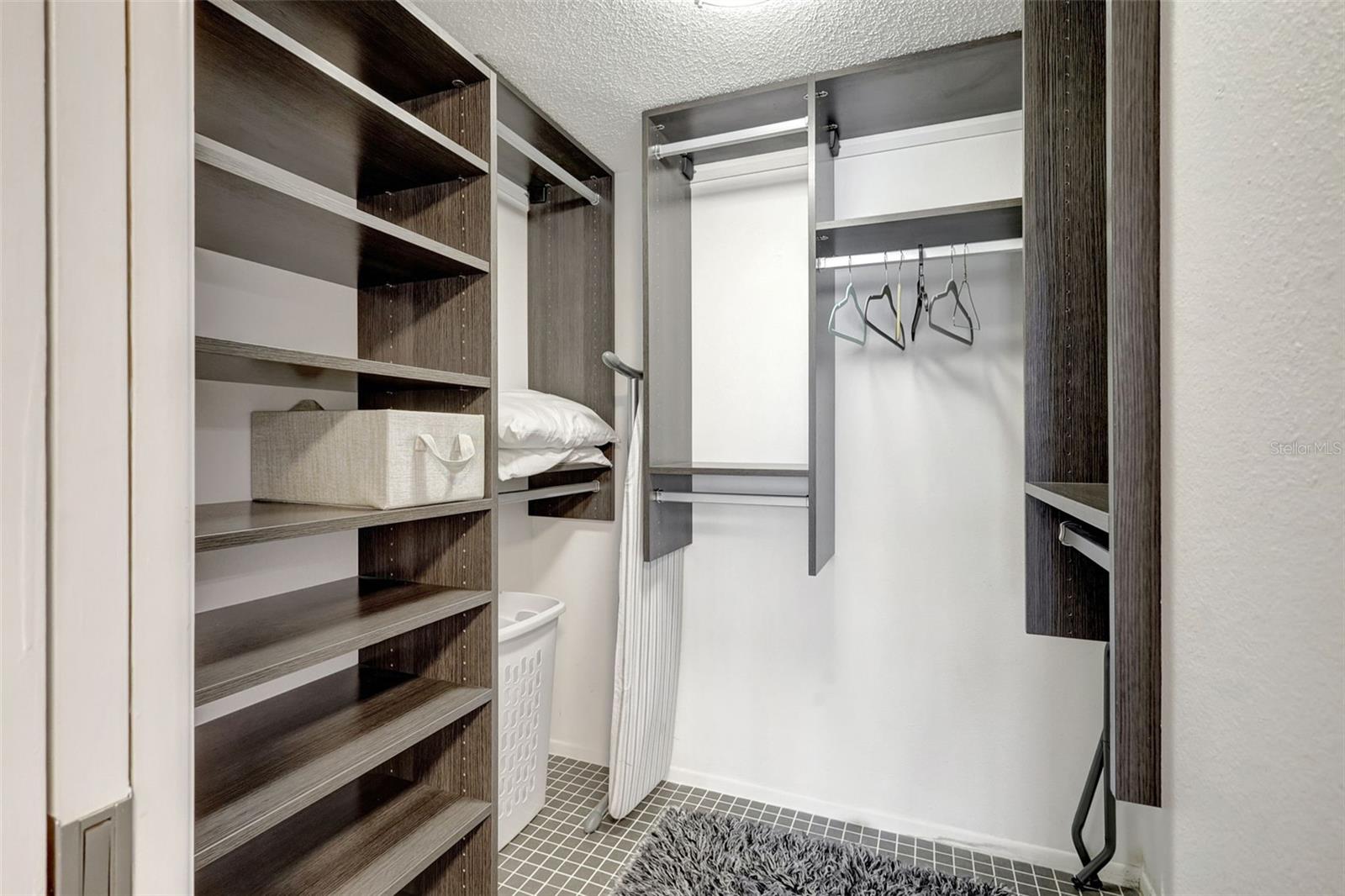 6415 MIDNIGHT PASS RD #211, SARASOTA, FL, 34242