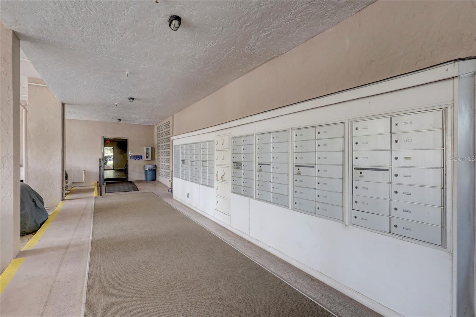 6415 MIDNIGHT PASS RD #211, SARASOTA, FL, 34242