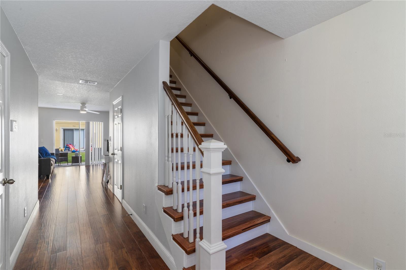 565 CRESTING OAK CIR #87, ORLANDO, FL, 32824