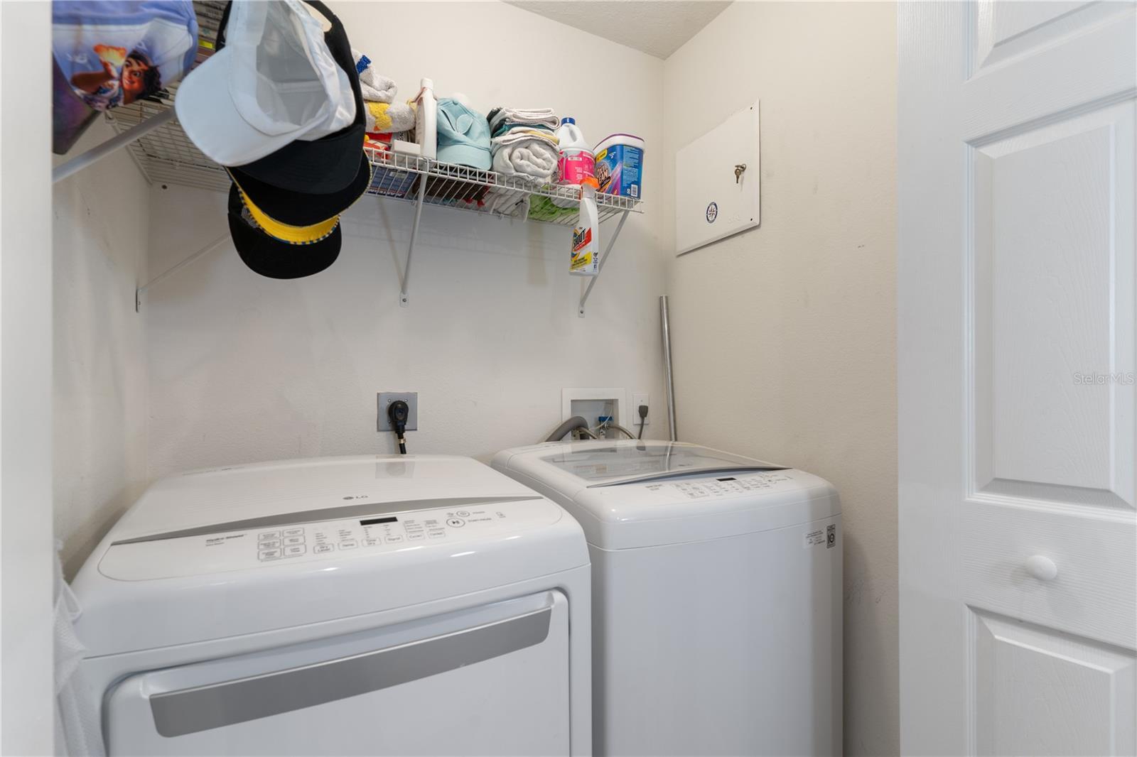 565 CRESTING OAK CIR #87, ORLANDO, FL, 32824