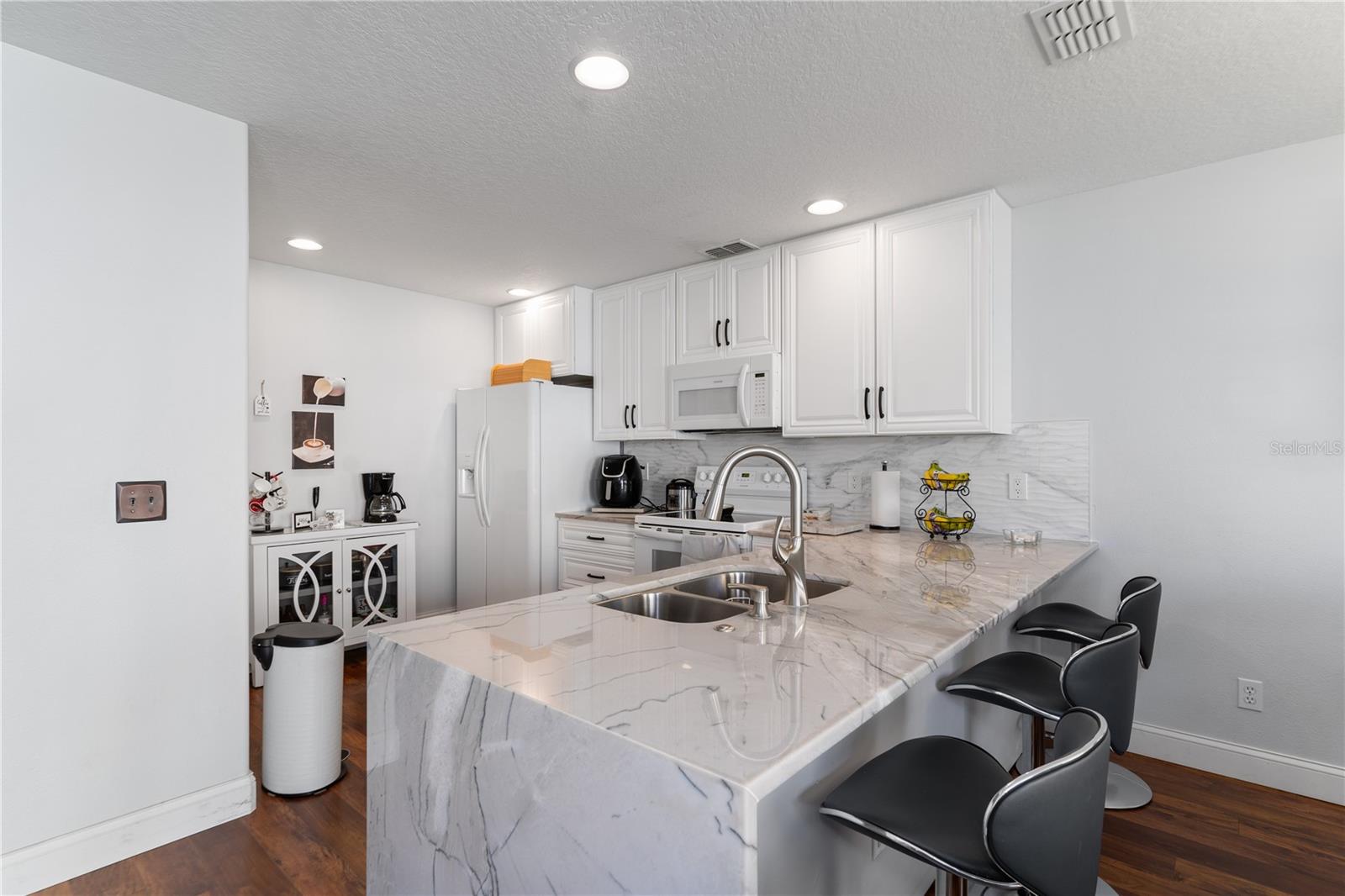 565 CRESTING OAK CIR #87, ORLANDO, FL, 32824