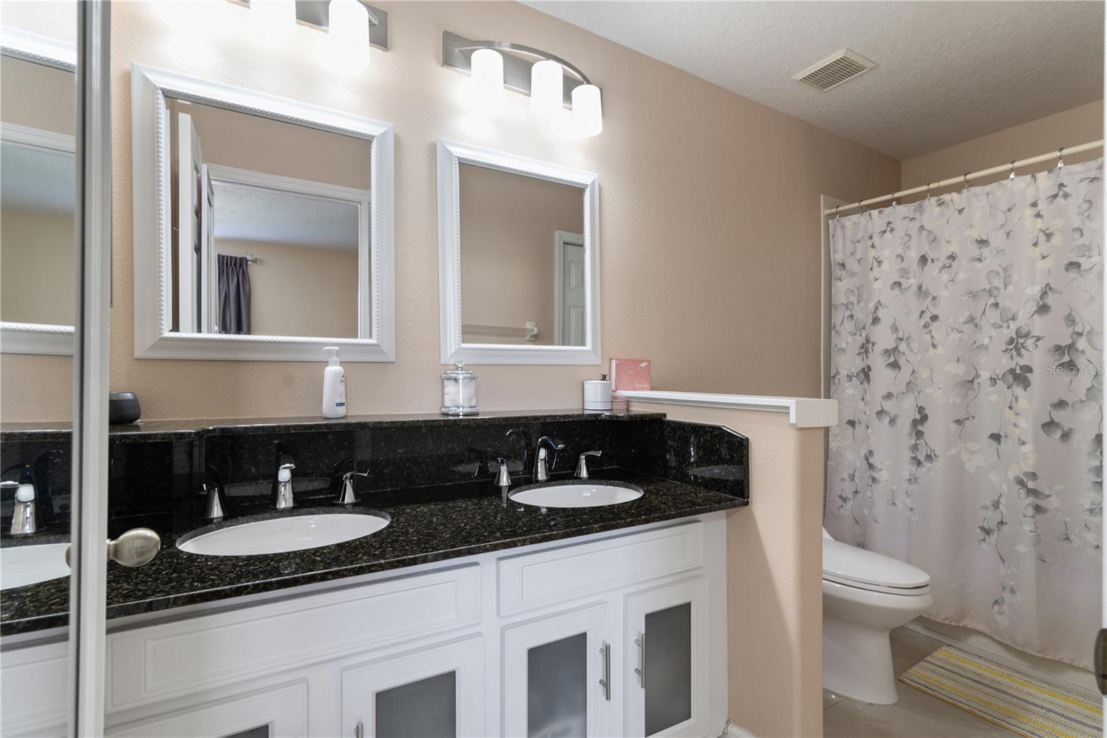 565 CRESTING OAK CIR #87, ORLANDO, FL, 32824