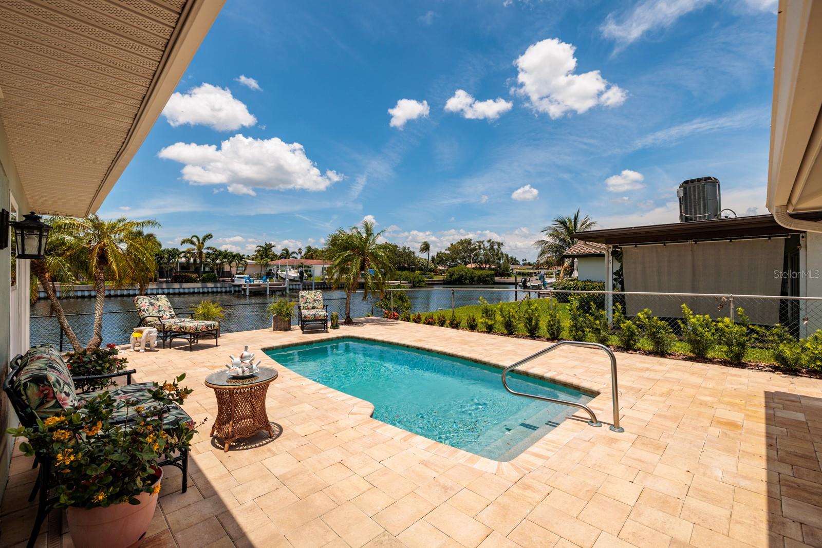 1983 MASSACHUSETTS AVE NE, ST PETERSBURG, FL, 33703