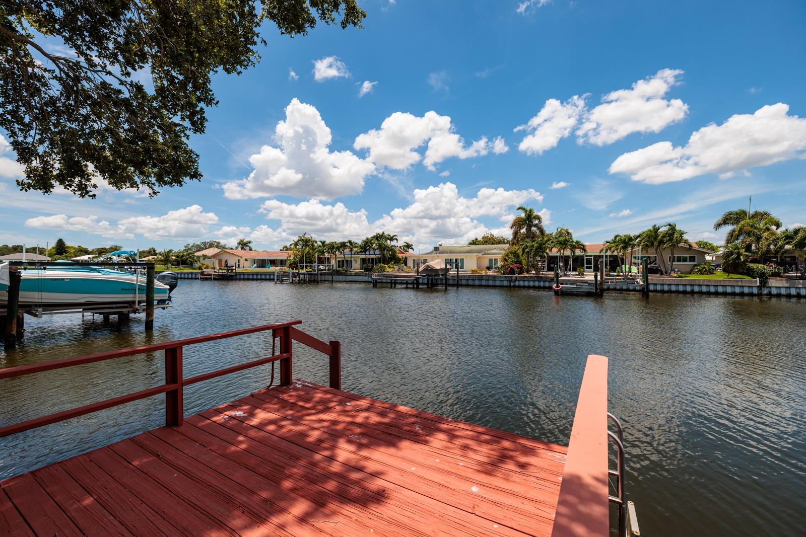1983 MASSACHUSETTS AVE NE, ST PETERSBURG, FL, 33703