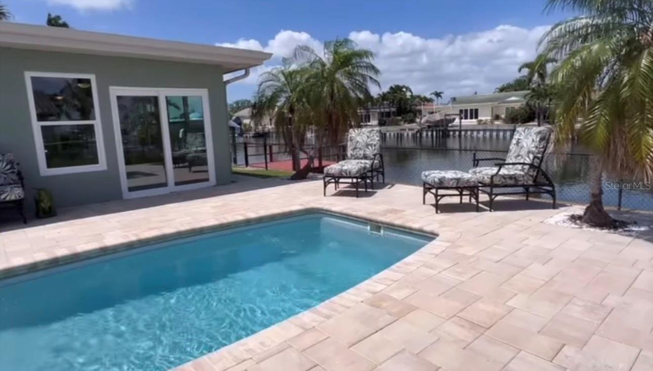 1983 MASSACHUSETTS AVE NE, ST PETERSBURG, FL, 33703