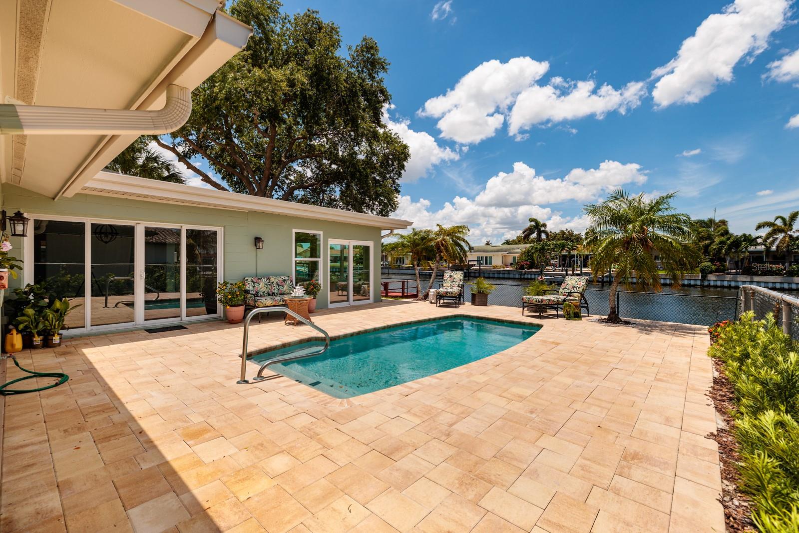 1983 MASSACHUSETTS AVE NE, ST PETERSBURG, FL, 33703