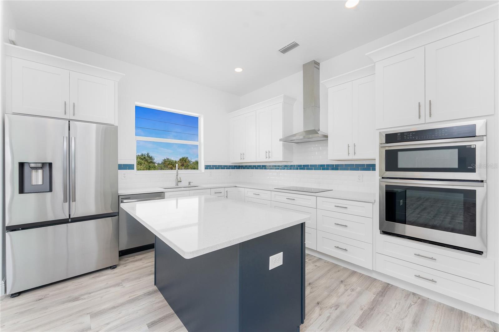10688 MCALESTER CIR, PORT CHARLOTTE, FL, 33981