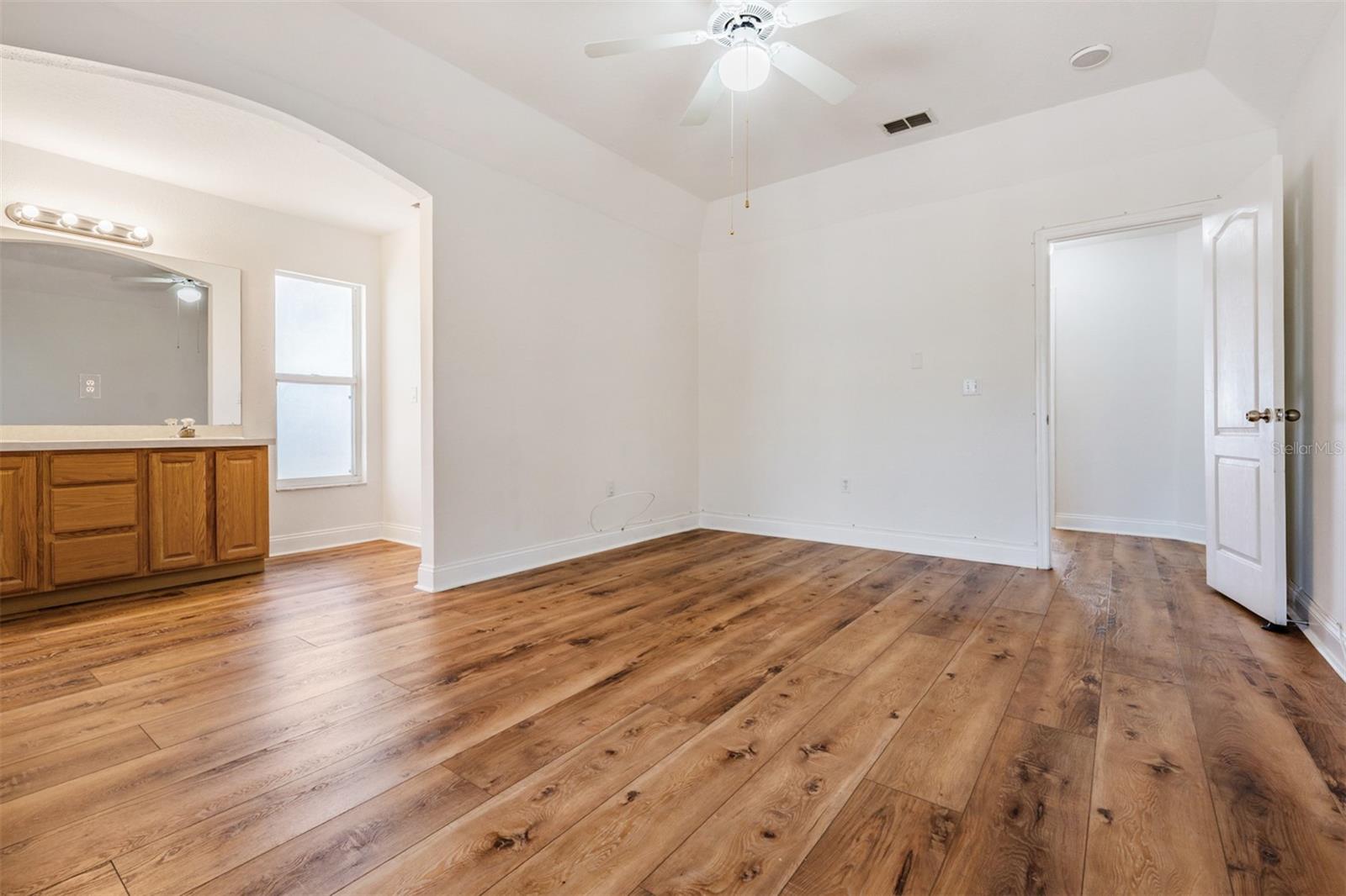 29443 ZELLER AVE, SAN ANTONIO, FL, 33576
