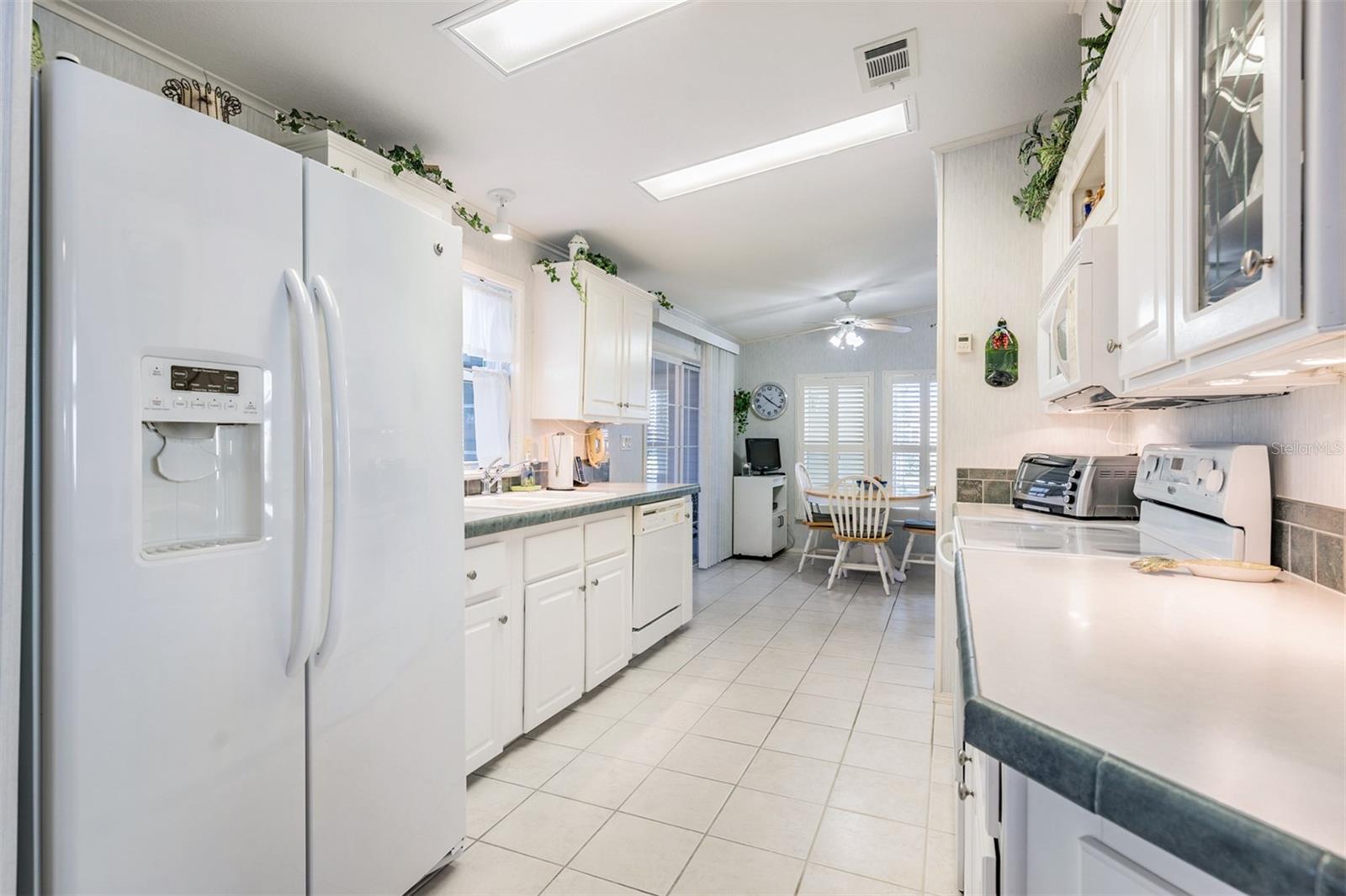 37508 GILL AVE, ZEPHYRHILLS, FL, 33541