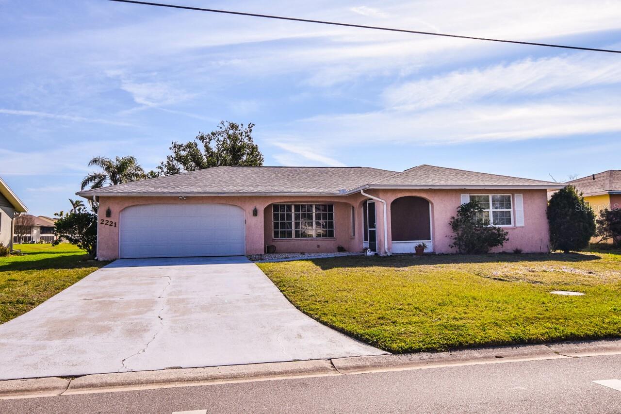 2221 BAL HARBOUR DR, VENICE, FL, 34293