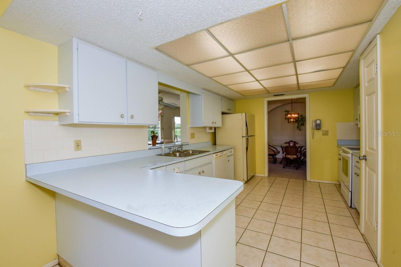 2221 BAL HARBOUR DR, VENICE, FL, 34293