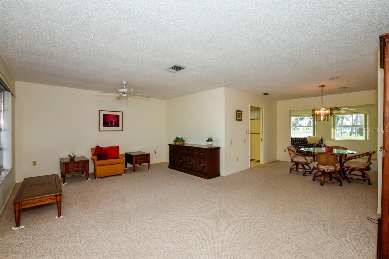 2221 BAL HARBOUR DR, VENICE, FL, 34293