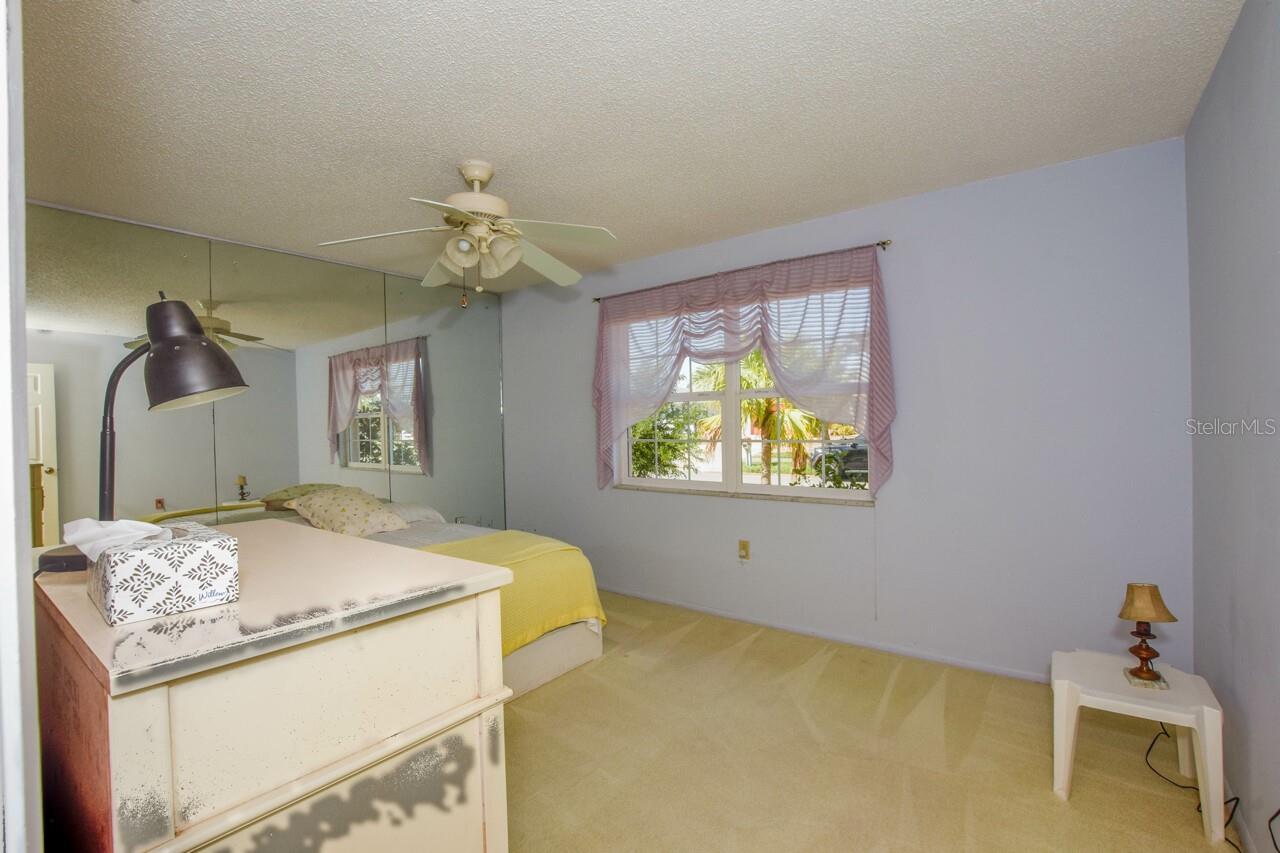 2221 BAL HARBOUR DR, VENICE, FL, 34293