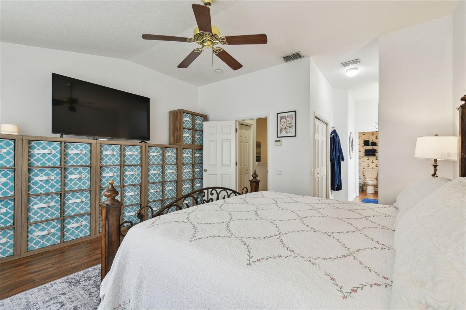 4240 BISMARCK PALM DR, TAMPA, FL, 33610