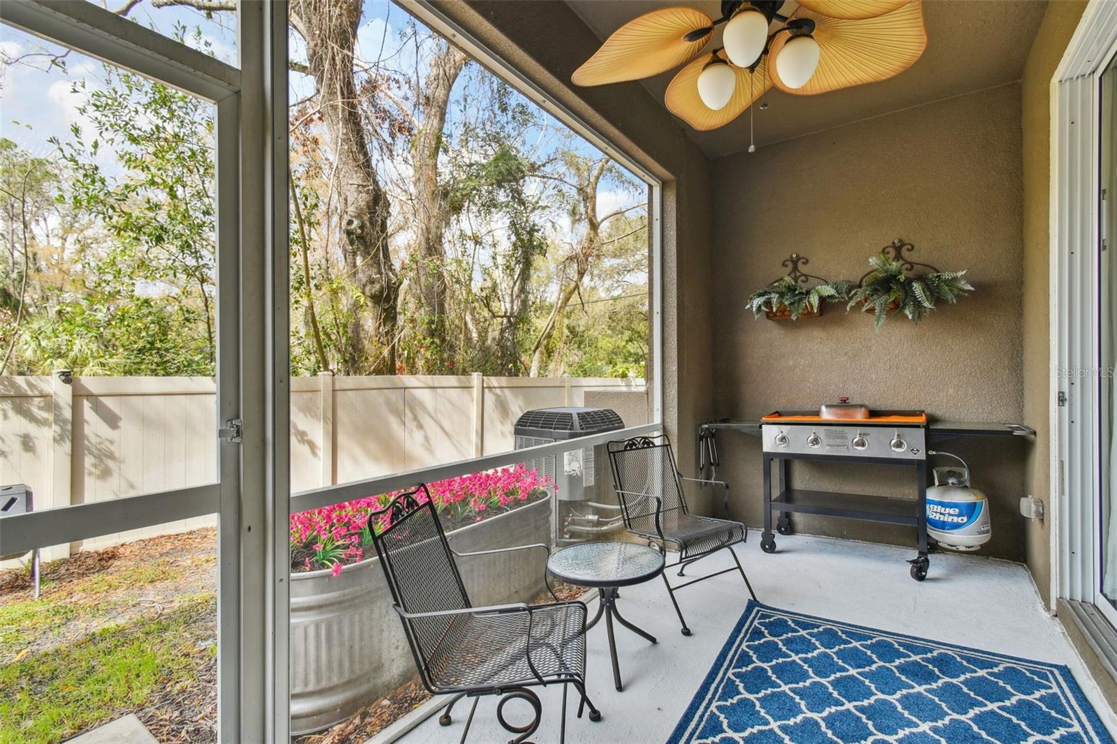 4240 BISMARCK PALM DR, TAMPA, FL, 33610