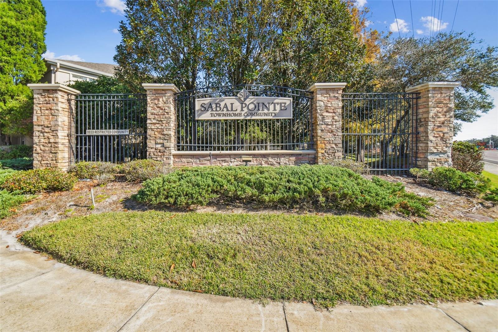 4240 BISMARCK PALM DR, TAMPA, FL, 33610
