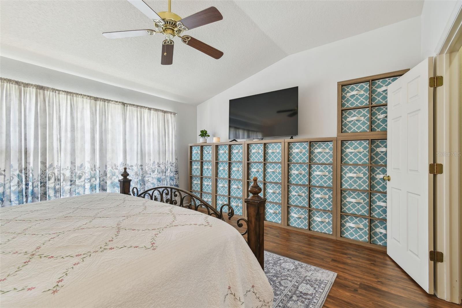 4240 BISMARCK PALM DR, TAMPA, FL, 33610