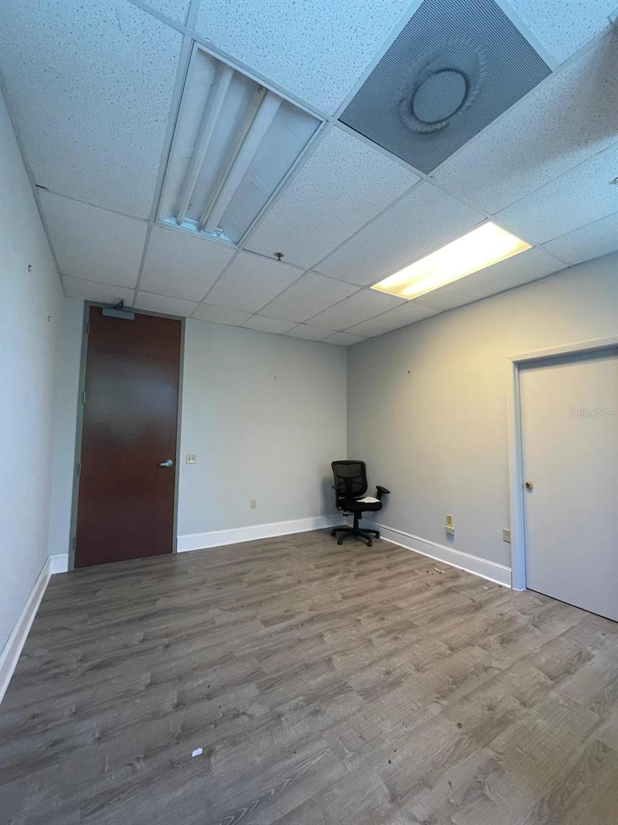 7345 W SAND LAKE RD #215, ORLANDO, FL, 32819