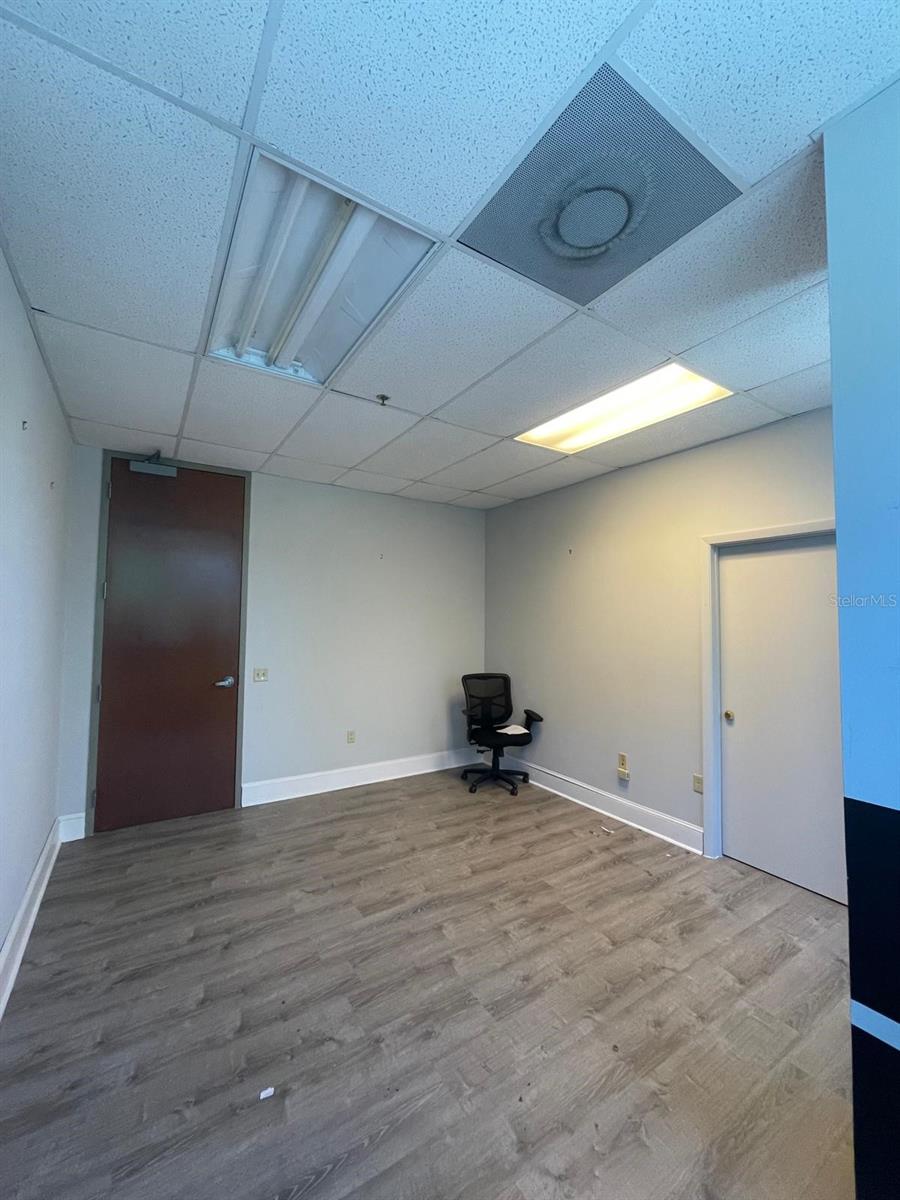 7345 W SAND LAKE RD #215, ORLANDO, FL, 32819