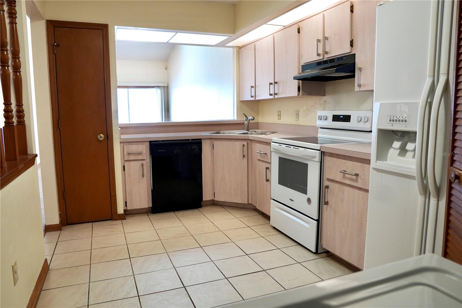 4516 SUMMERGROVE AVE, ORLANDO, FL, 32812