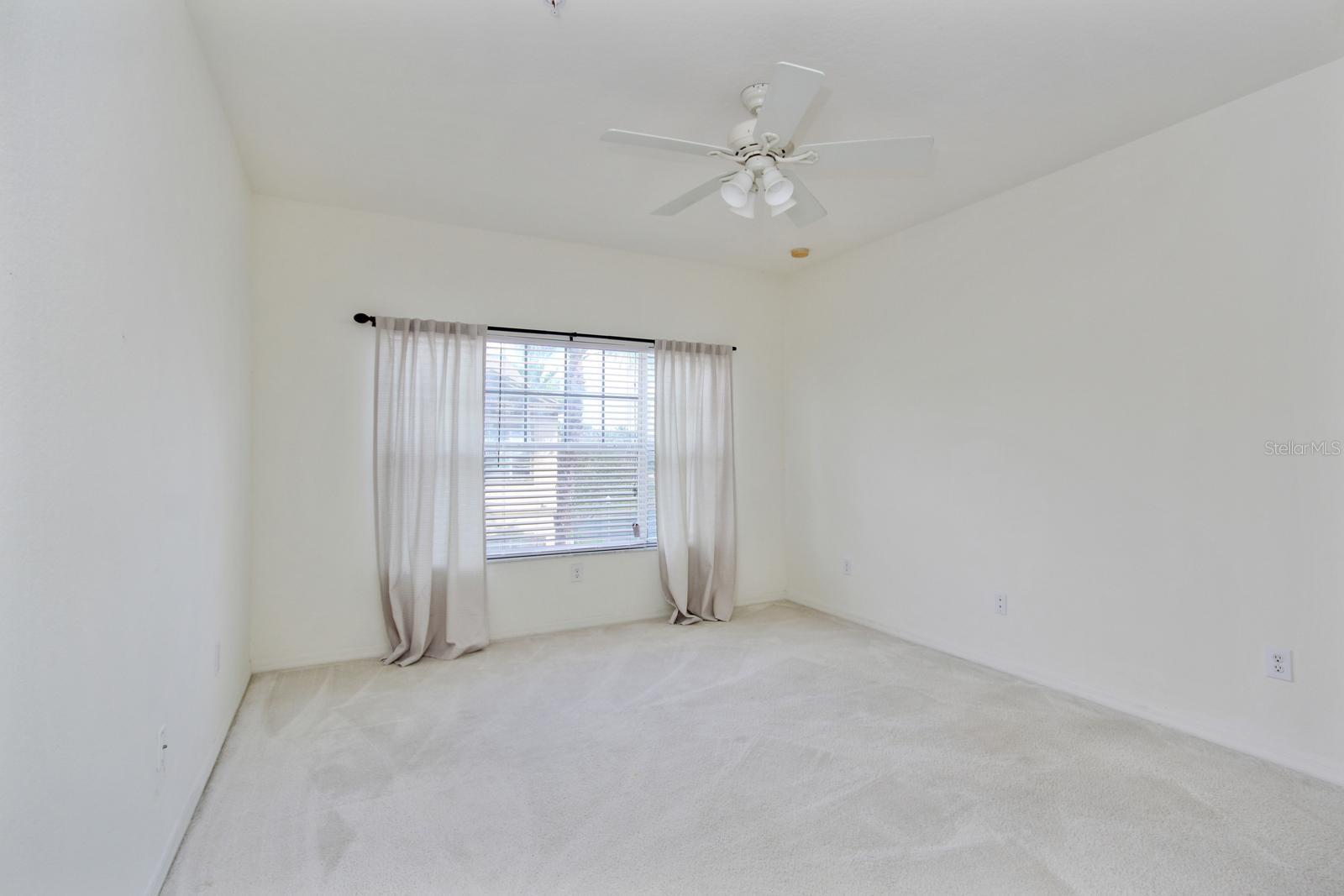2604 GRAND CENTRAL PKWY #12, ORLANDO, FL, 32839