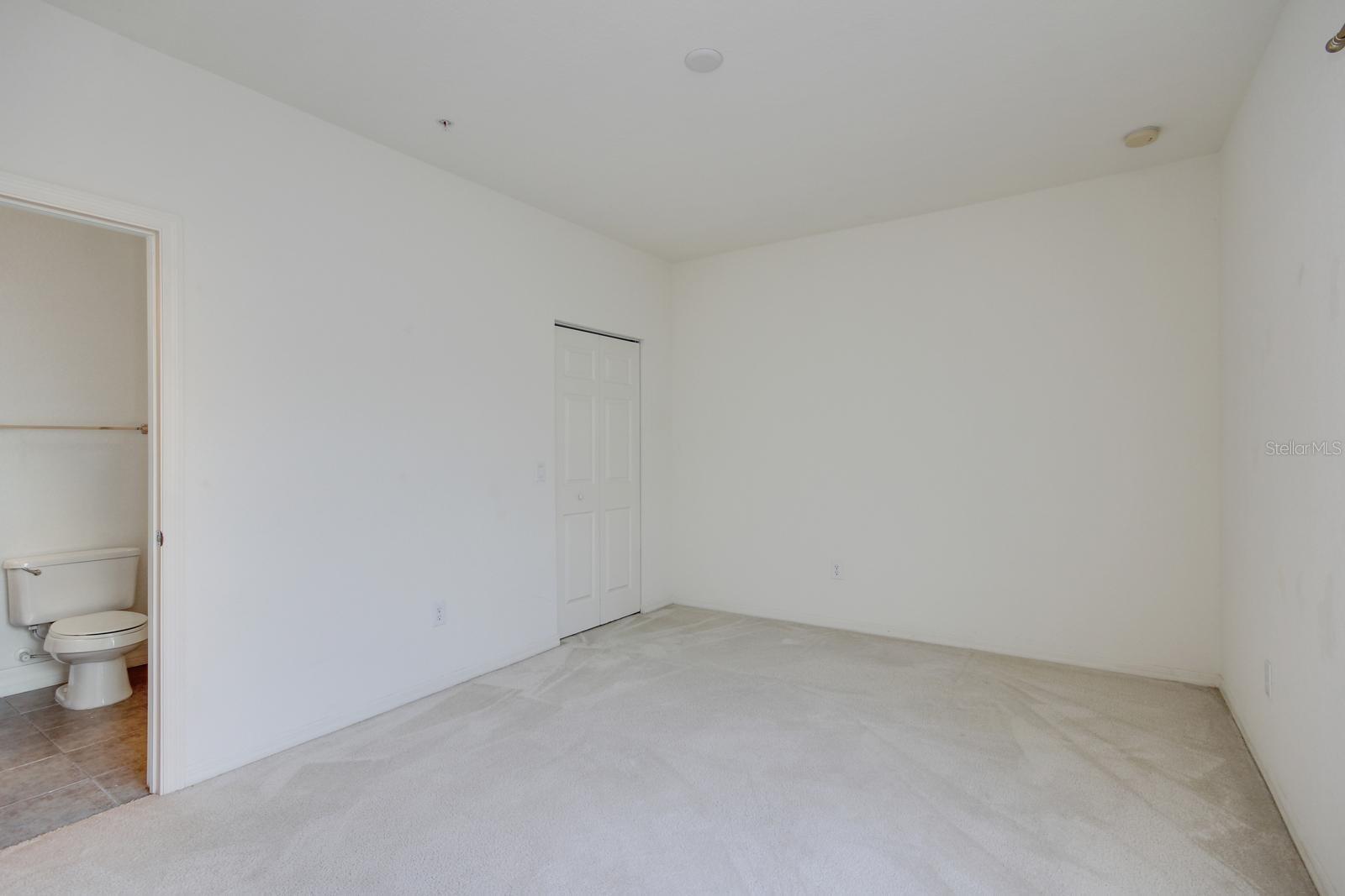 2604 GRAND CENTRAL PKWY #12, ORLANDO, FL, 32839