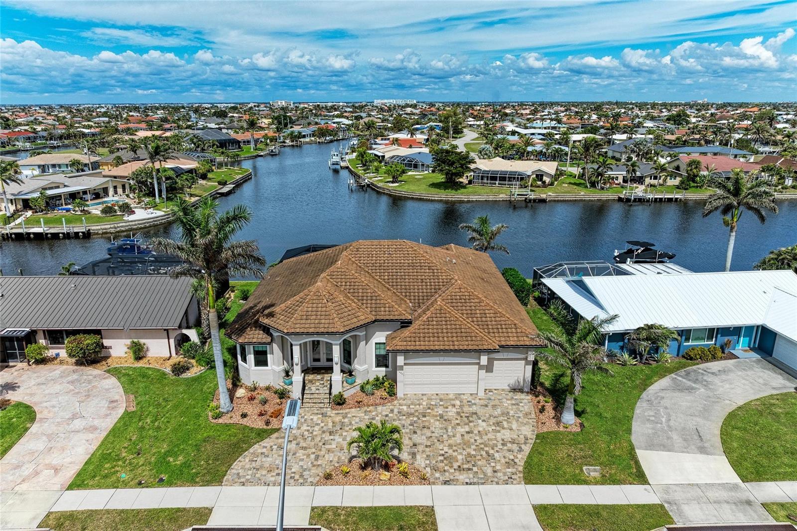 1492 AQUI ESTA DR, PUNTA GORDA, FL, 33950