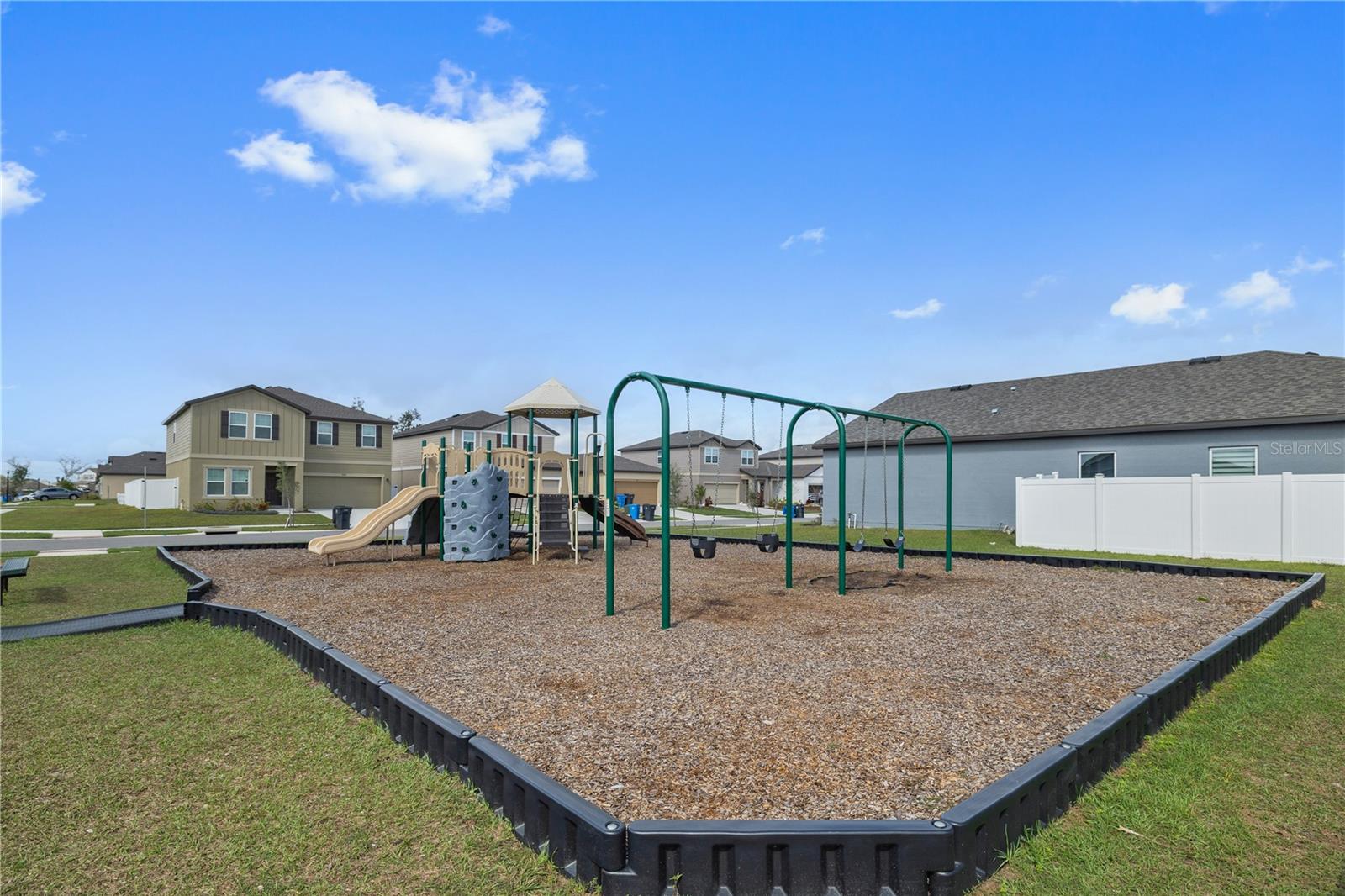 2375 HARRIS HAWK AVE, RUSKIN, FL, 33570