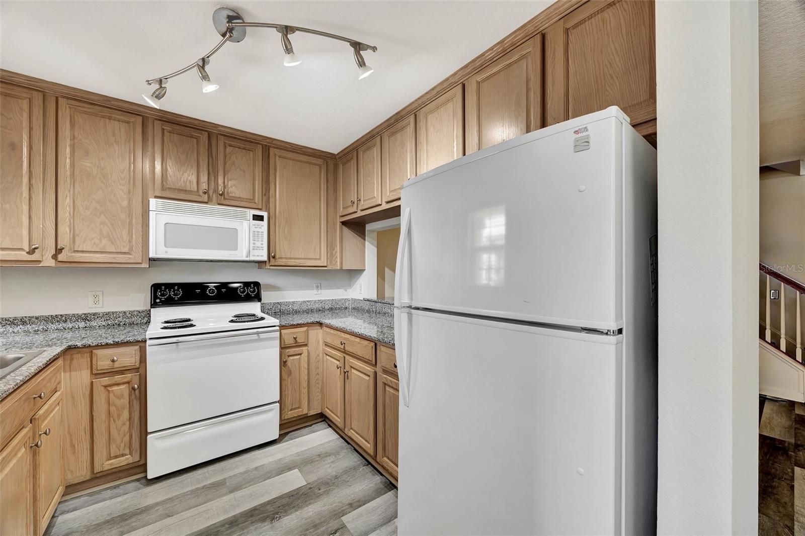 3870 ISLAND WAY, ST PETERSBURG, FL, 33705