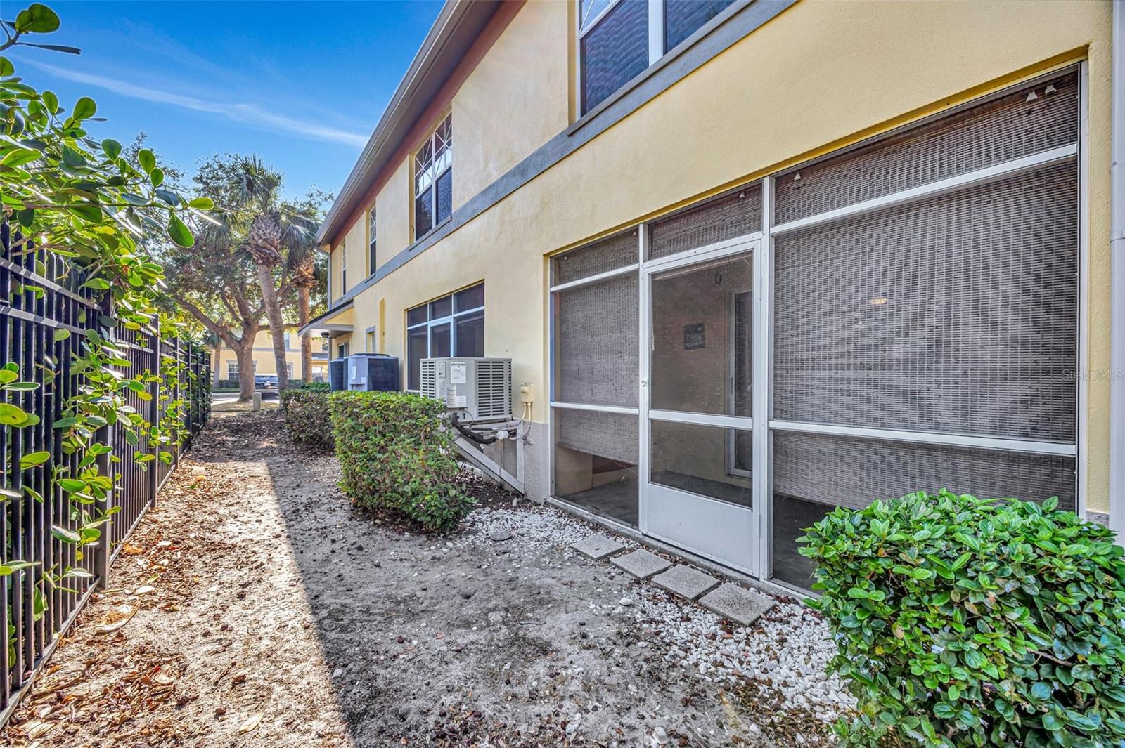 3870 ISLAND WAY, ST PETERSBURG, FL, 33705