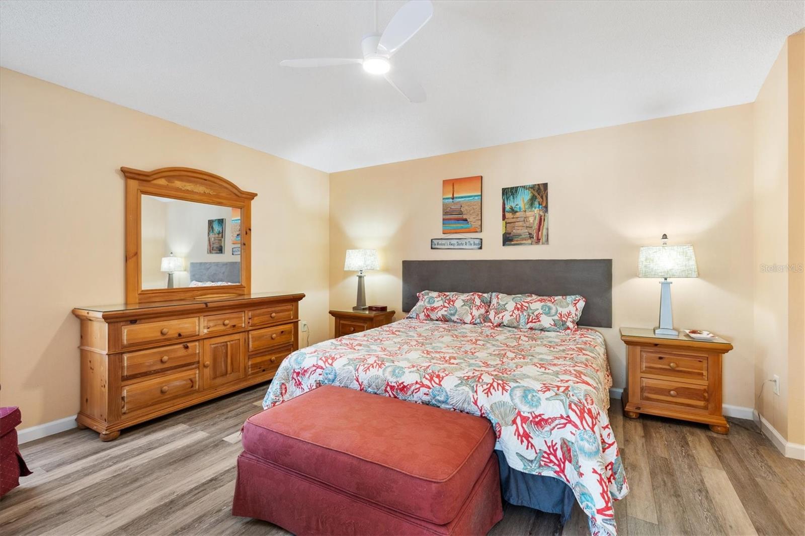 1952 PEACHTREE AVE, THE VILLAGES, FL, 32162