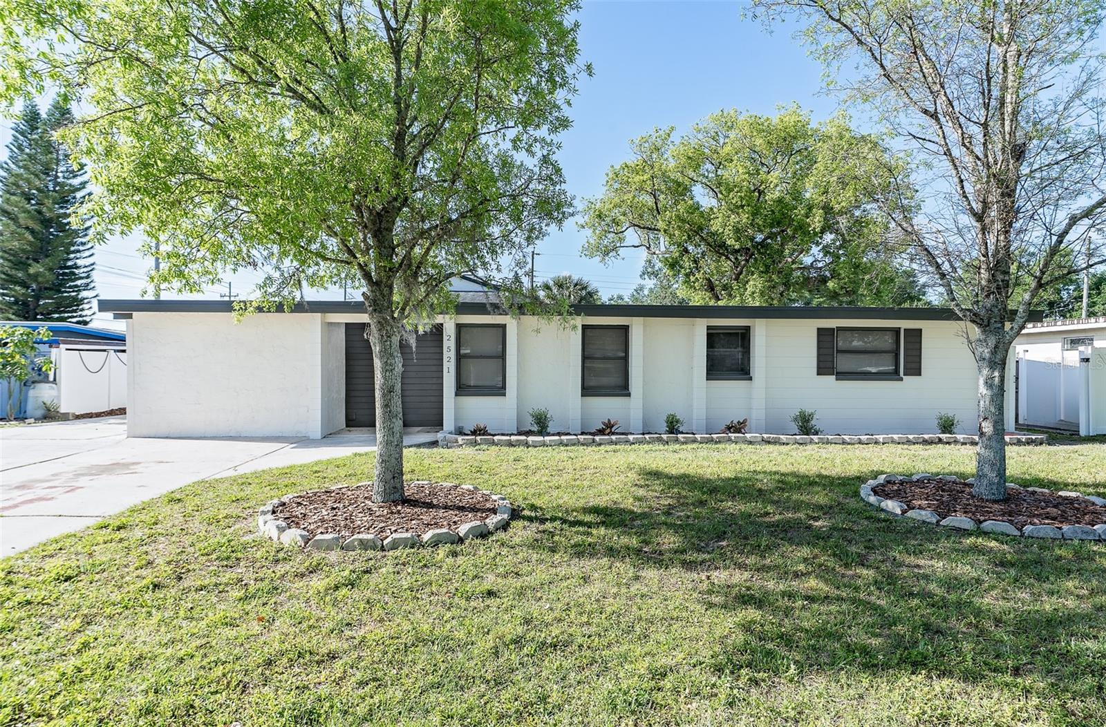 2521 CORAL WAY, LAKELAND, FL, 33801