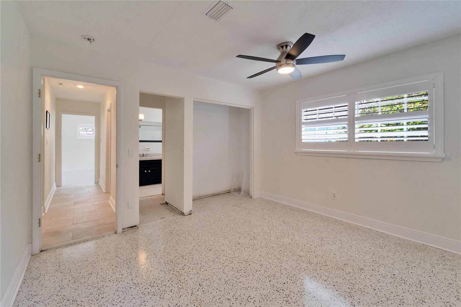 547 SUWANEE CIR, TAMPA, FL, 33606