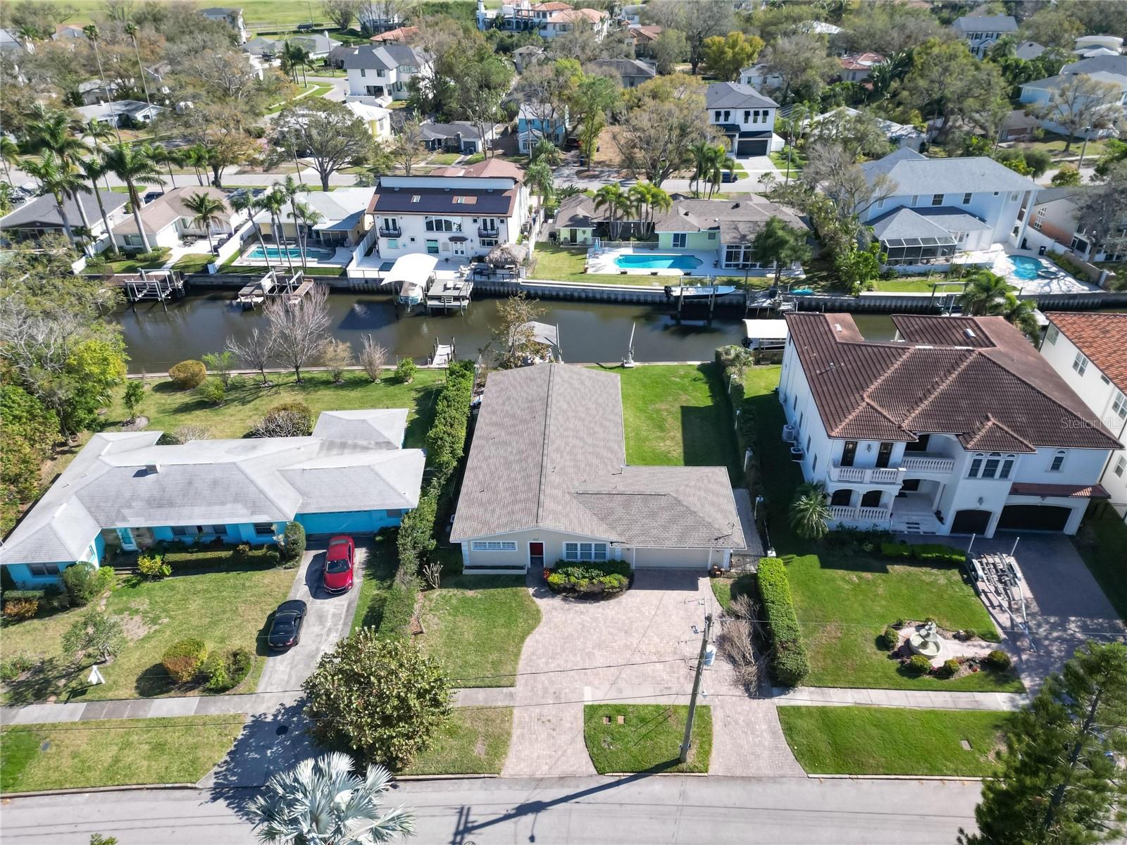 547 SUWANEE CIR, TAMPA, FL, 33606