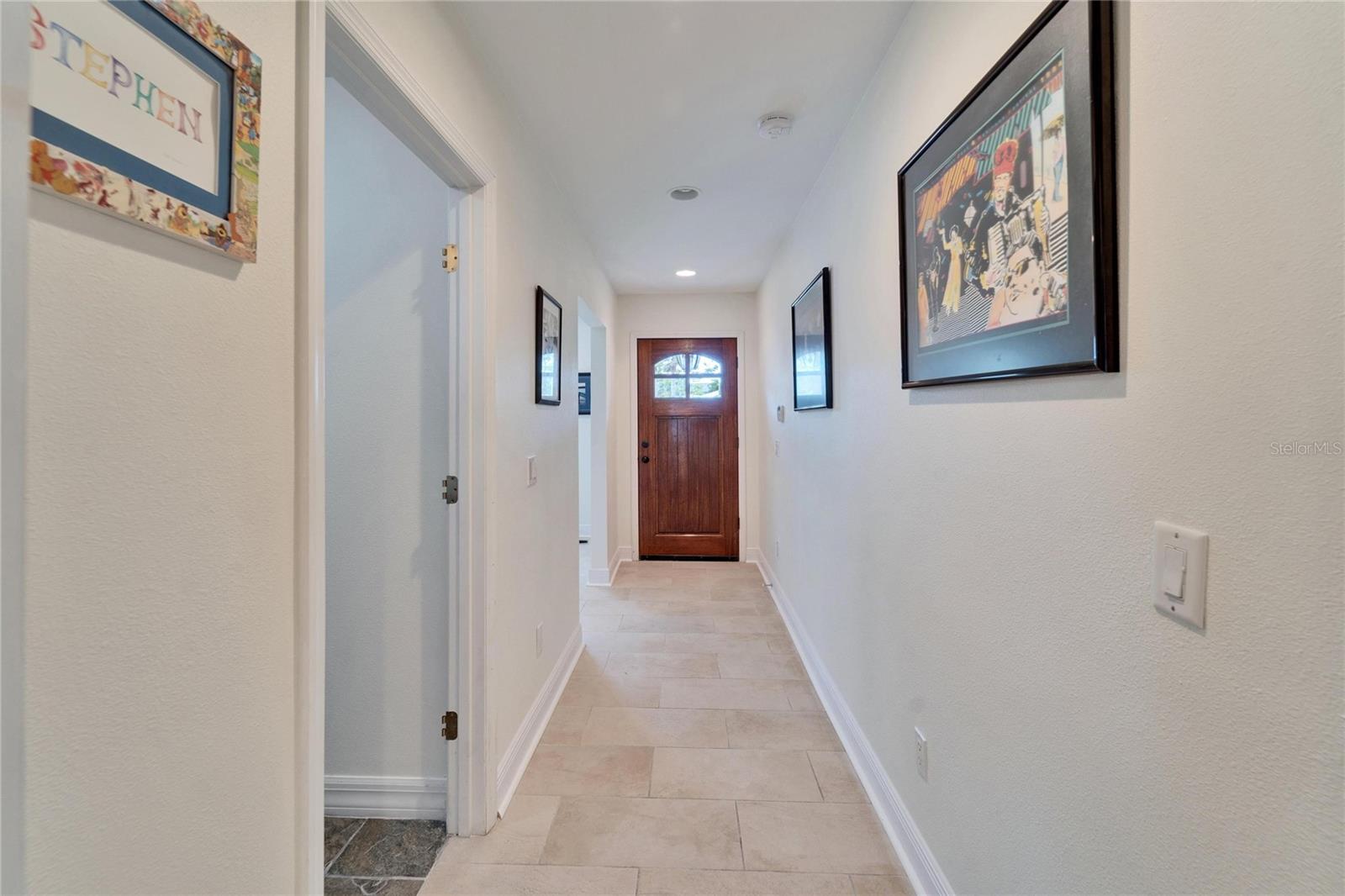 547 SUWANEE CIR, TAMPA, FL, 33606