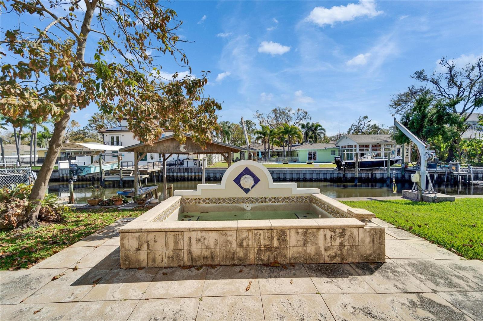 547 SUWANEE CIR, TAMPA, FL, 33606