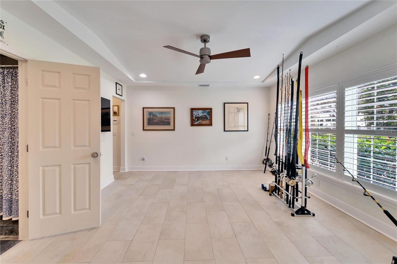 547 SUWANEE CIR, TAMPA, FL, 33606